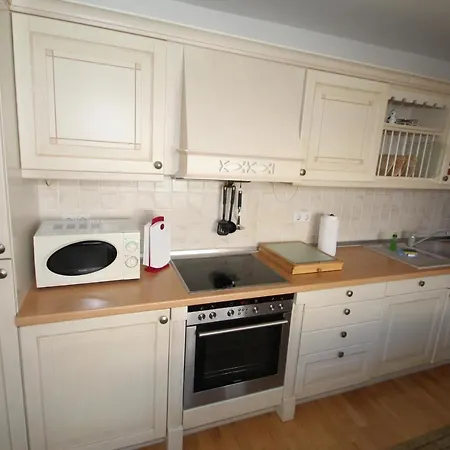 Muehlenstrasse Muehlenstrasse 19 Nyaraló *